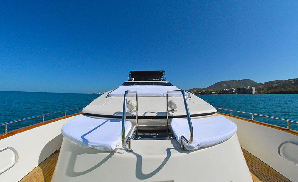 Azimut 100 SESTANTE Servicios Navieros, Embarcaciones La Paz, BCS