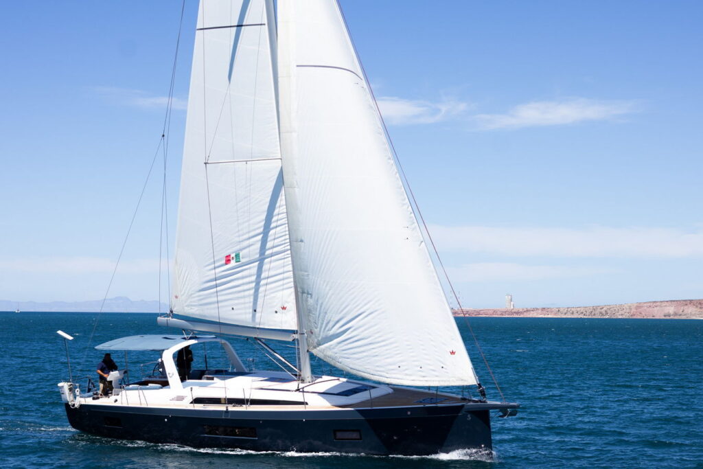 Beneteau 52 SESTANTE Servicios Navieros, Embarcaciones La Paz, BCS