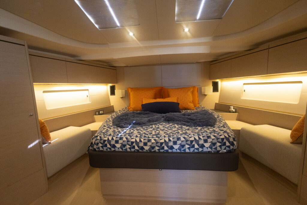 Beneteau 65 SESTANTE Servicios Navieros, Embarcaciones La Paz, BCS