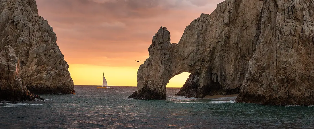 Arco, Cabo San Lucas, SESTANTE Servicios Navieros, Embarcaciones