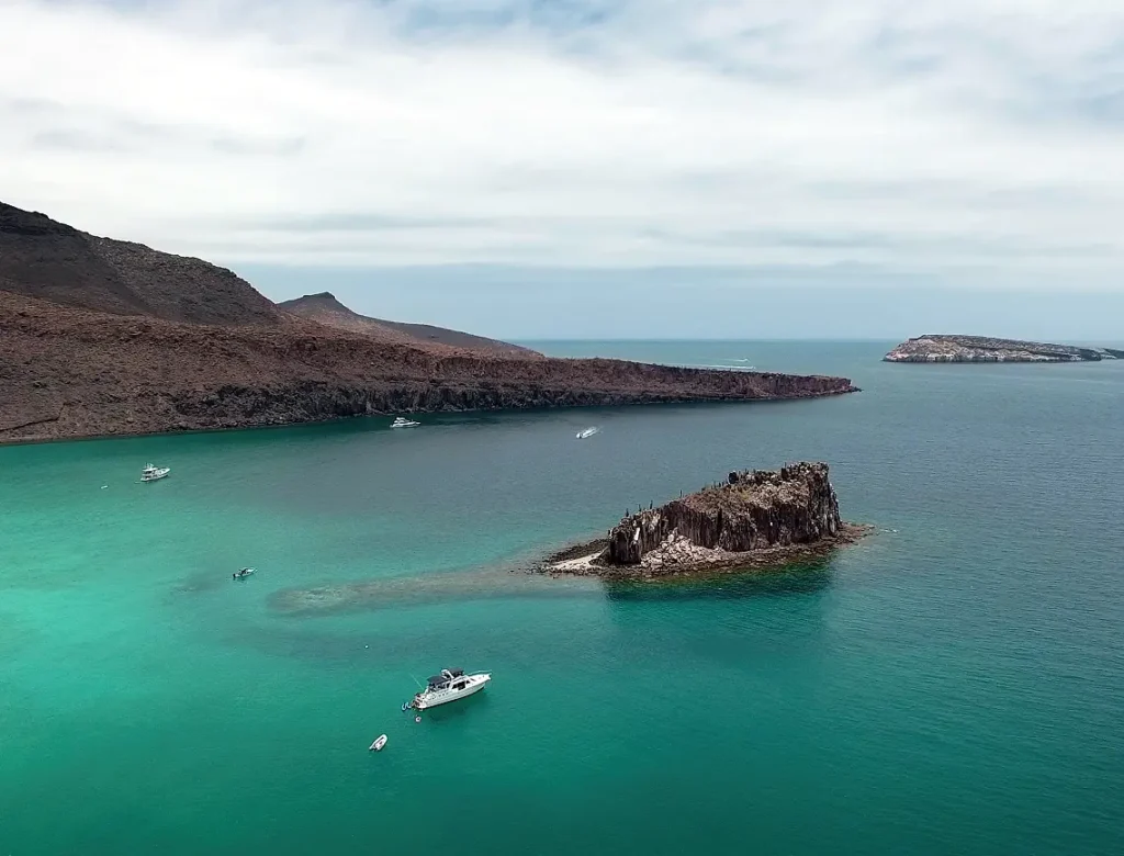 Isla Espíritu Santo, SESTANTE, servicios navieros, La Paz, Los Cabos